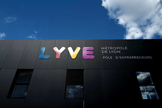 Facade of LYVE Sud entrepreneur centre in Givors